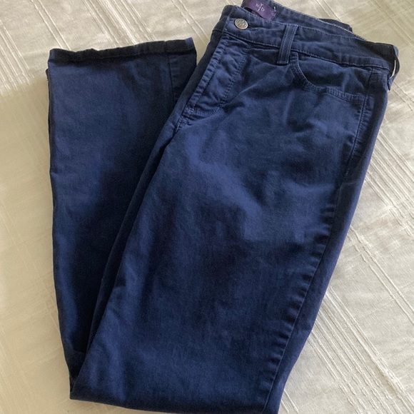 NYDJ 8P - Picture 1 of 5